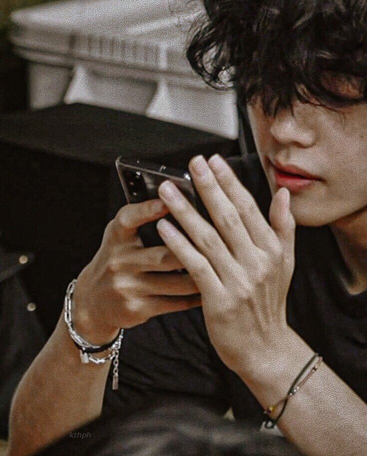 kthprettyhands's tweet photo. boyfriend https://t.co/udzEcW0zly