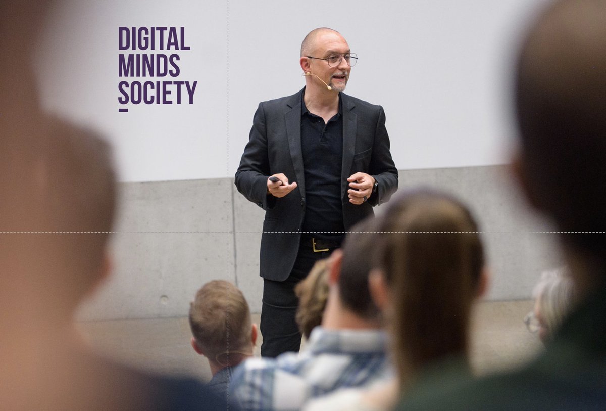 SvenRuoss's tweet photo. Ready Player One? 80 Digital Minds haben diesen Mittwochabend am Event von Digital Minds Society die Metaverse-Experten @mYiSchloc, @pixelfreund &amp; Dominik Lämmler gechallenged und sich beim Apéro ausgetauscht. Grandios. Freue mich bereits auf den nächsten Anlass. https://t.co/WopCE8DBz6
