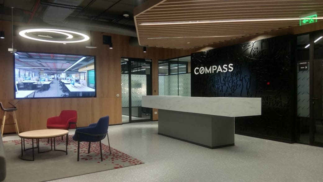 rameshlaus's tweet photo. Imagine a guy who built software foundations to make ML more robust, reliable, and scalable. That’s the man who will be inaugurating the new #CompassIDCinBangalore, Rushi Bhatt. This partnership looks incredible on paper, really eager to see what happens @CompassIDC https://t.co/TdQl9JFTiM