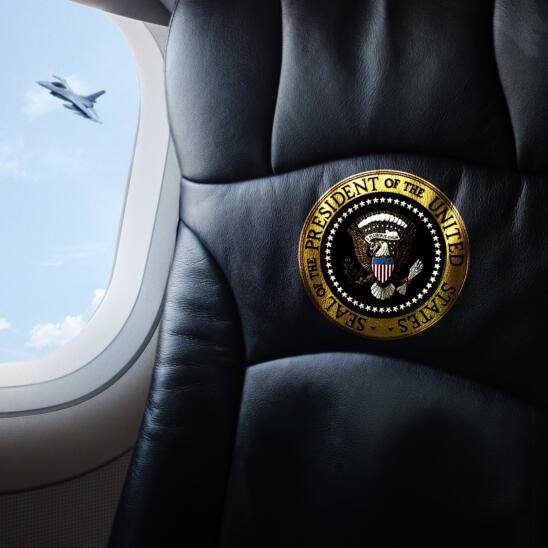 Now, this seat is vacant.
Someday, comes and returning in legally to be sit down.

People not know that cleaning up the era of the past when lawlessness, corruption and unconscientious forces prevailed.
Will creating a world in which the ethics flows, principles, truth come true.