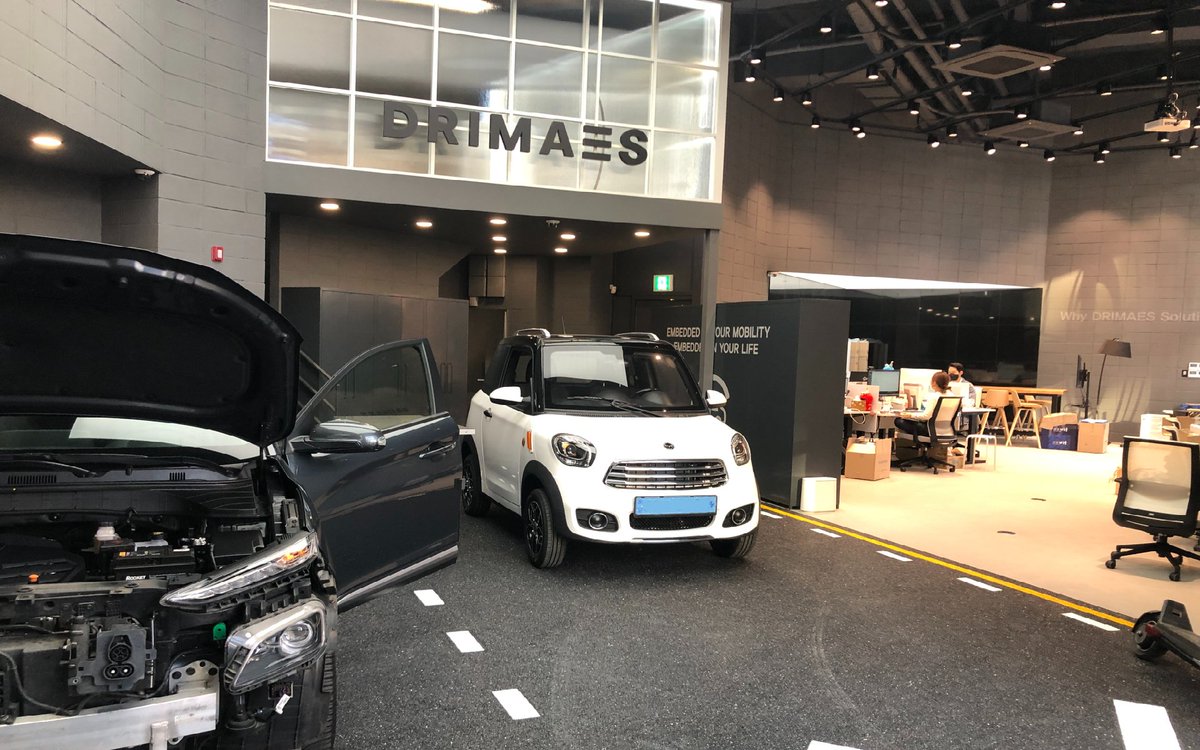 yannheo's tweet photo. Our #EMCconsortium partner, #DRIMAES's cool new workplace and garage styled R&D facility. With #MAIV, tiny but fully equipped electric vehicle would be developed and tested for blockchain token payments for world wide customers. @MetadiumK team, How about CarFi or Drive2Earn? :) https://t.co/6Zo0pURwaN