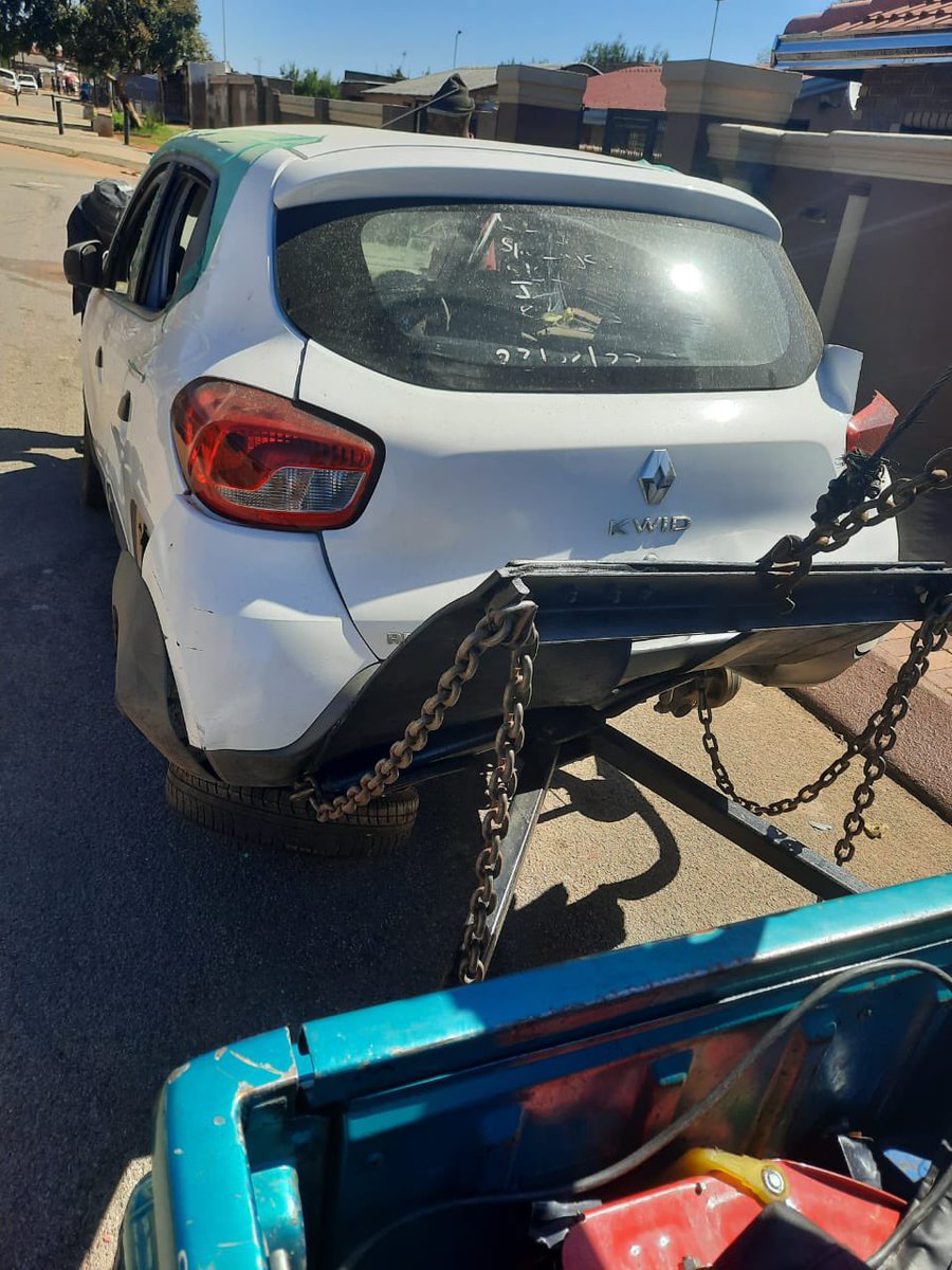 SparesRenault's tweet photo. 🚨🚨2017 Renault kwid stripping for spares 🚨🚨
Call or WhatsApp 0651637723/0833475915
#kwid
#Renaultparts
#Renault 
#Strippingforspares https://t.co/2ZslTs1Wmu