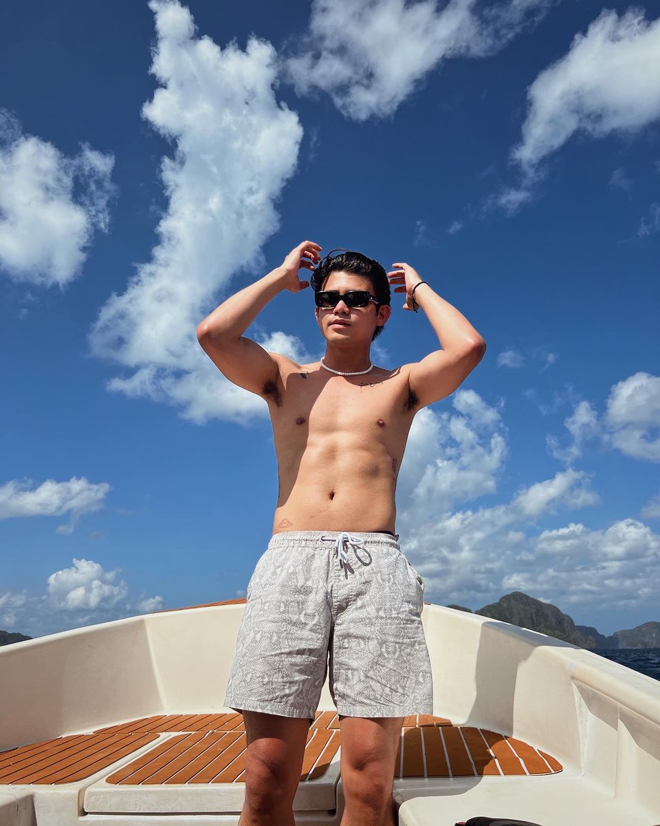 InigoDPascual's tweet photo. tara beach https://t.co/wGlegp2fCK