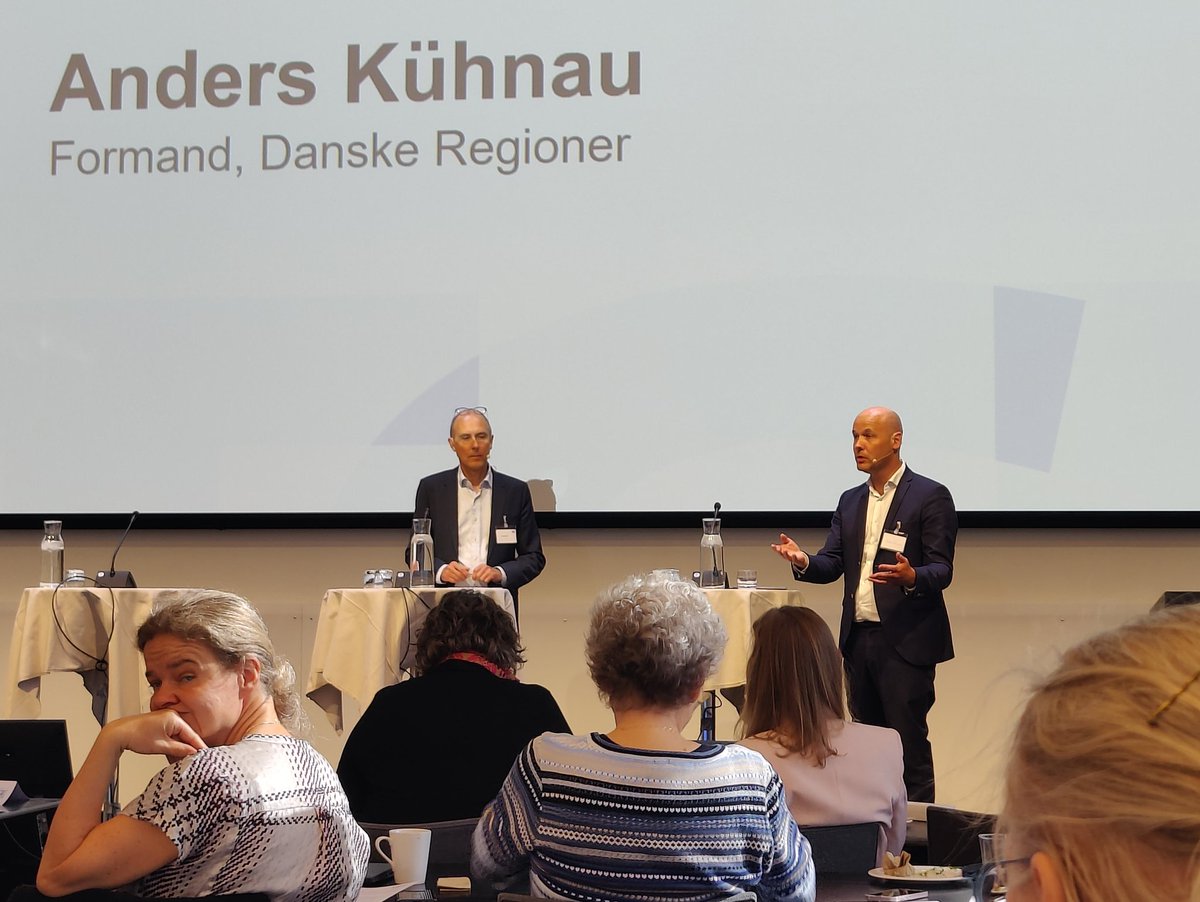 <a href="/regionerne/">Danske Regioner</a> s <a href="/AndersKuhnau/">Anders Kühnau</a>: #Forskning skal ikke kun ske ved at udhule hospitalernes budgetter. Forskning er vejen t mindre ulighed, bedre støtte til de multisyge og komplekse forløb og færre overflødige besøg og behandl og skal prioriteres.
#fyrtaarn hos @LVS_Videnskab #sundpol