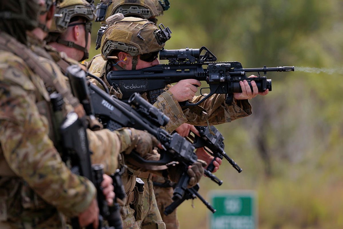 ChesterfieldO5's tweet image. The 3rd Battalion, The Royal Australian Regiment just finished the Opie Trophy champion section competition. A section from Reconnaissance Platoon won the event and will represent 3 RAR at the @AustralianArmy Duke of Gloucester Cup competition in August at @SOIAusArmy. More:🧵