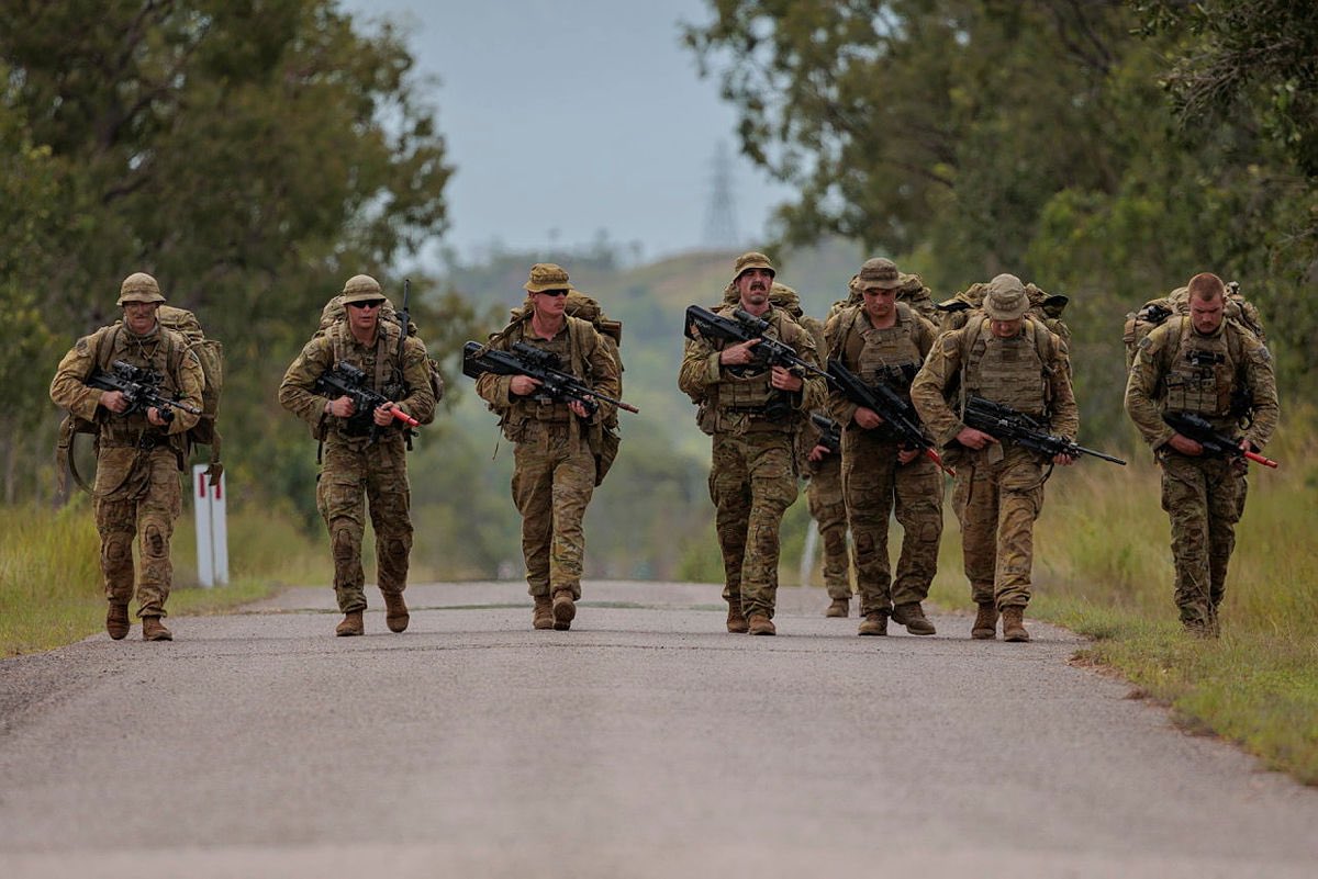 ChesterfieldO5's tweet image. The 3rd Battalion, The Royal Australian Regiment just finished the Opie Trophy champion section competition. A section from Reconnaissance Platoon won the event and will represent 3 RAR at the @AustralianArmy Duke of Gloucester Cup competition in August at @SOIAusArmy. More:🧵