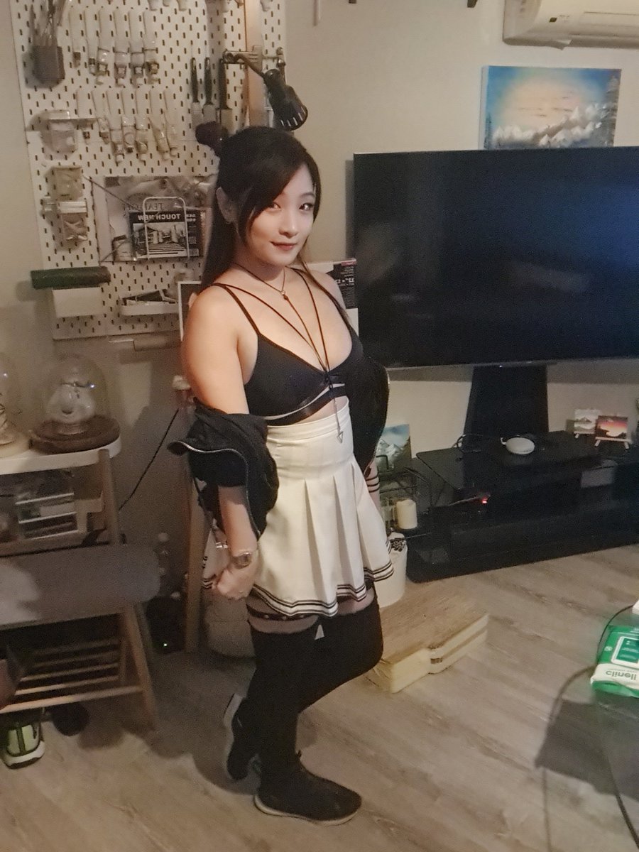 Can I be your rave girl  🥺?