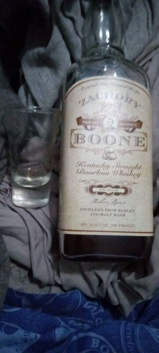 CryssCrossCurry's tweet photo. @elonmusk Is that glass half empty or half full? @elonmusk obviously indulges in the finer things in life....I'll be damned to let you know that a few double shots of boone and my falcon 10 is ready to return to the LOC and redo my "20 &amp; back". Fucking hell, nobody even knew I was gone!! https://t.co/uT0vZk29Uf