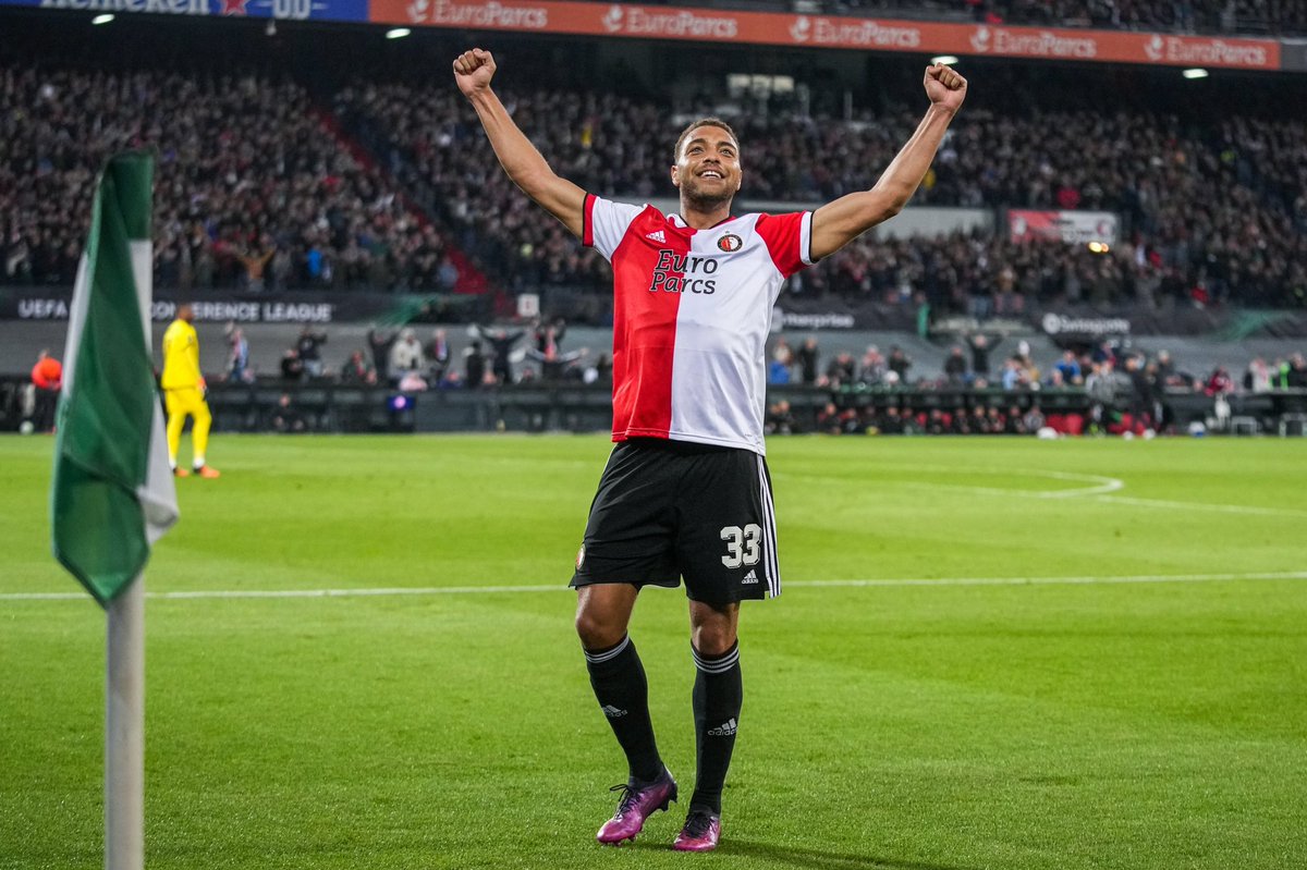 CyrielDessers's tweet photo. European Nights in De Kuip❤️ https://t.co/3OR7FYiSC1