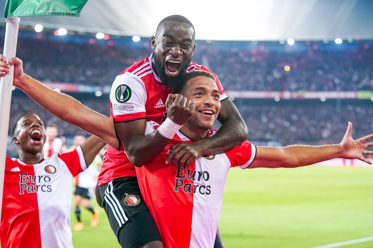 CyrielDessers's tweet photo. European Nights in De Kuip❤️ https://t.co/3OR7FYiSC1