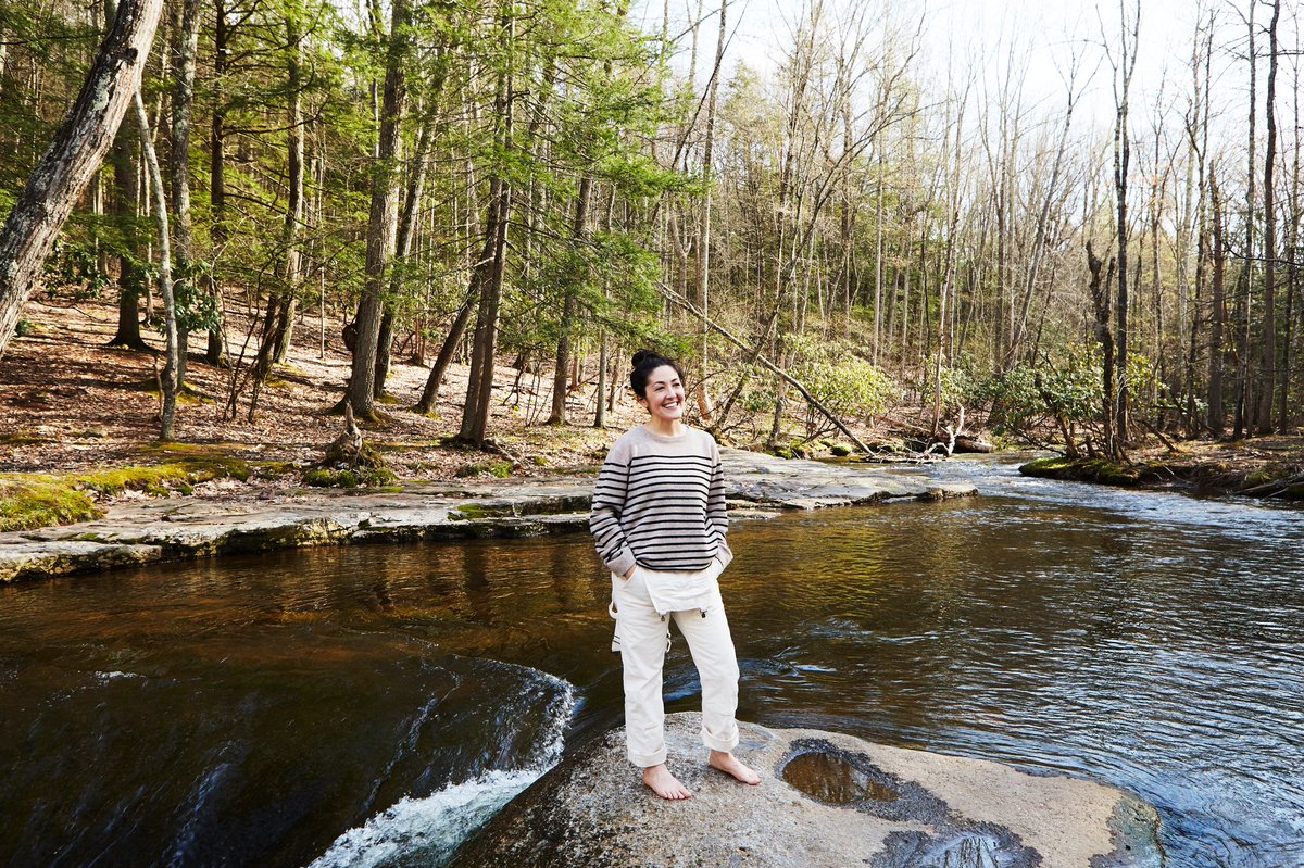 thisisgoodpod's tweet image. Grace Bonney @designsponge does the impossible and gets Nichole interested in birds as Grace shares the joys found in birdwatching. New episode is out now! 🦅🪶🪺

thisisgoodpod.com/episodes/birdw…