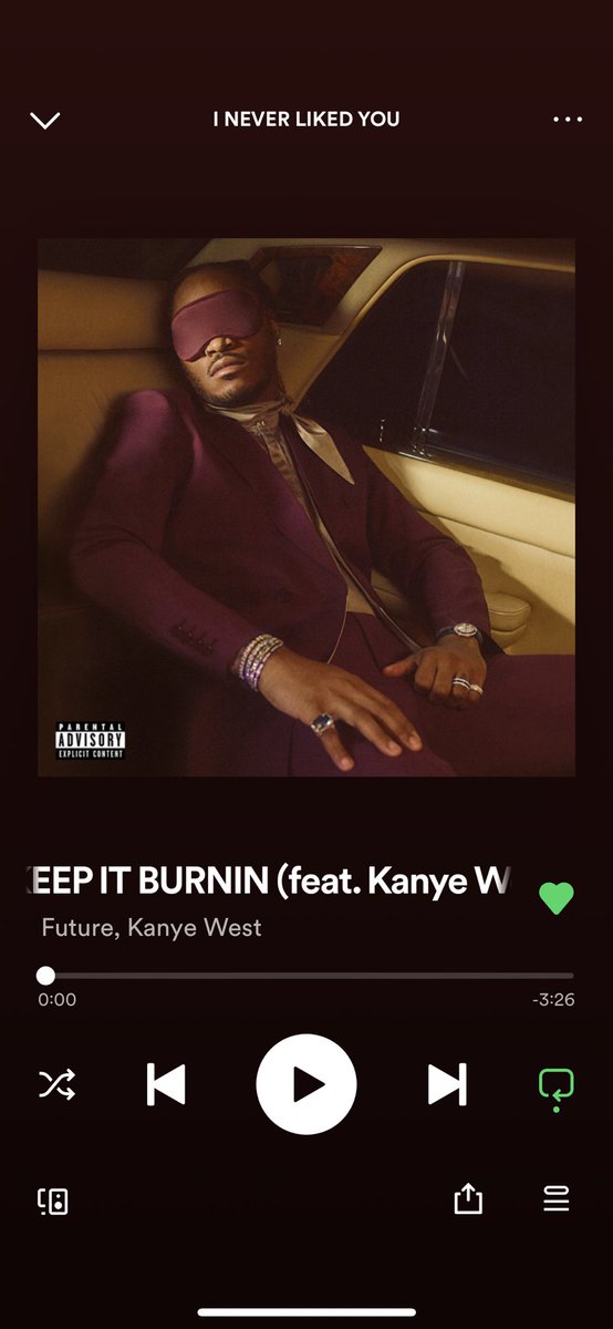 YanSoloo's tweet image. Vous pensez il a mangé le poulet que Kaaris lui a proposé pour record cette dinguerie ?