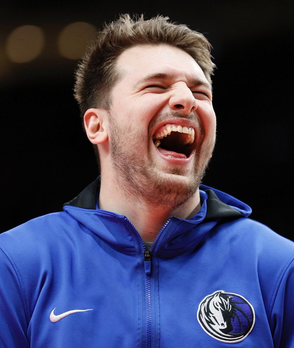 Charles Barkley: Jazz in 4

Kirk Goldsberry: Jazz in 7

Richard Jefferson: Jazz in 7

MacMahon (Mavs reporter): Jazz in 6

Bobby Marks: Jazz in 6

Kendrick Perkins: Jazz in 7

Omar Raja: Jazz in 6

Marc J. Spears: Jazz in 6

#MFFL 😂🤷‍♂️