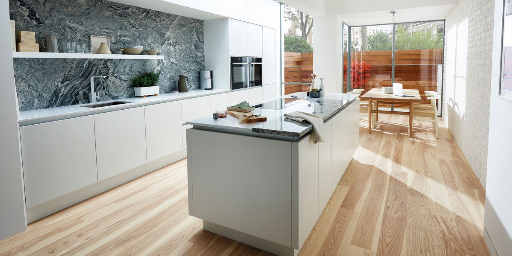 UnitsOnline's tweet image. unitsonline.co.uk/true-handleles… - View our selection of German inspired true handleless kitchens, including the fabulous Otto matt and Fenton shaker shown here.  These kitchens feature a unique hidden rail giving the ultimate slimline modern look. 
#kitchens #truehandleless #unitsonline