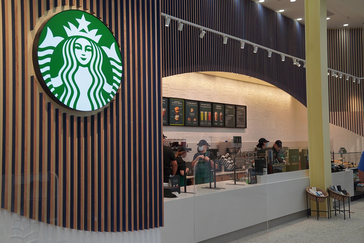 WVUStudentLife's tweet photo. Fuel up for finals with a free coffee! ☕️

We're giving students free small coffees starting today (4/29) until May 6.

Stop into the following locations to pick up your coffee:
 ➡️ Starbucks at UPlace
 ➡️ Jazzmans (downtown and HSC)
 ➡️ Bits 'n Bytes https://t.co/DJzjND0VJZ