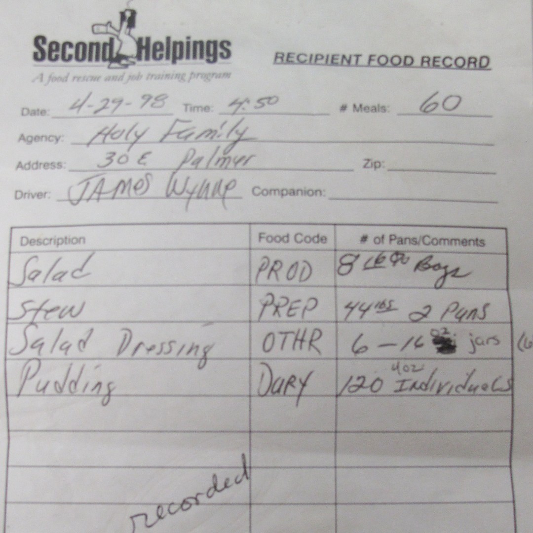 SecondHelpings's tweet photo. 24 years ago today, Second Helpings made our first delivery to #FeedIndy.

In our first month, we rescued 7,000 pounds of food and prepared 3,074 meals. In our most recent month, we rescued 340,388 pounds and prepared 96,205 meals.

Thanks for making the past 24 years possible. https://t.co/70aPXMygsp