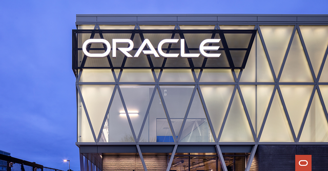 Learn how customers and partners put #5G to work at the <a href="/Oracle/">Oracle</a> Industry Lab to imagine new industry possibilities with transformative speed, low latency, and massive capacity. bit.ly/38G7ENe
