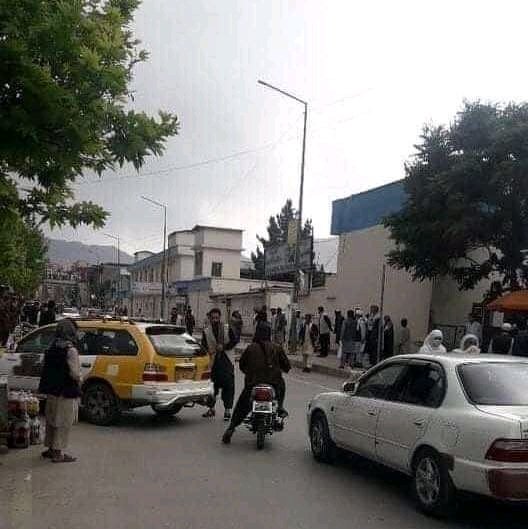 Mahboob_saaie's tweet photo. #تازه 
منابع : در انفجار امروز کابل نزدیک به 150 تن کشته و زخمی شدند؛ https://t.co/1lrhEQVFoz