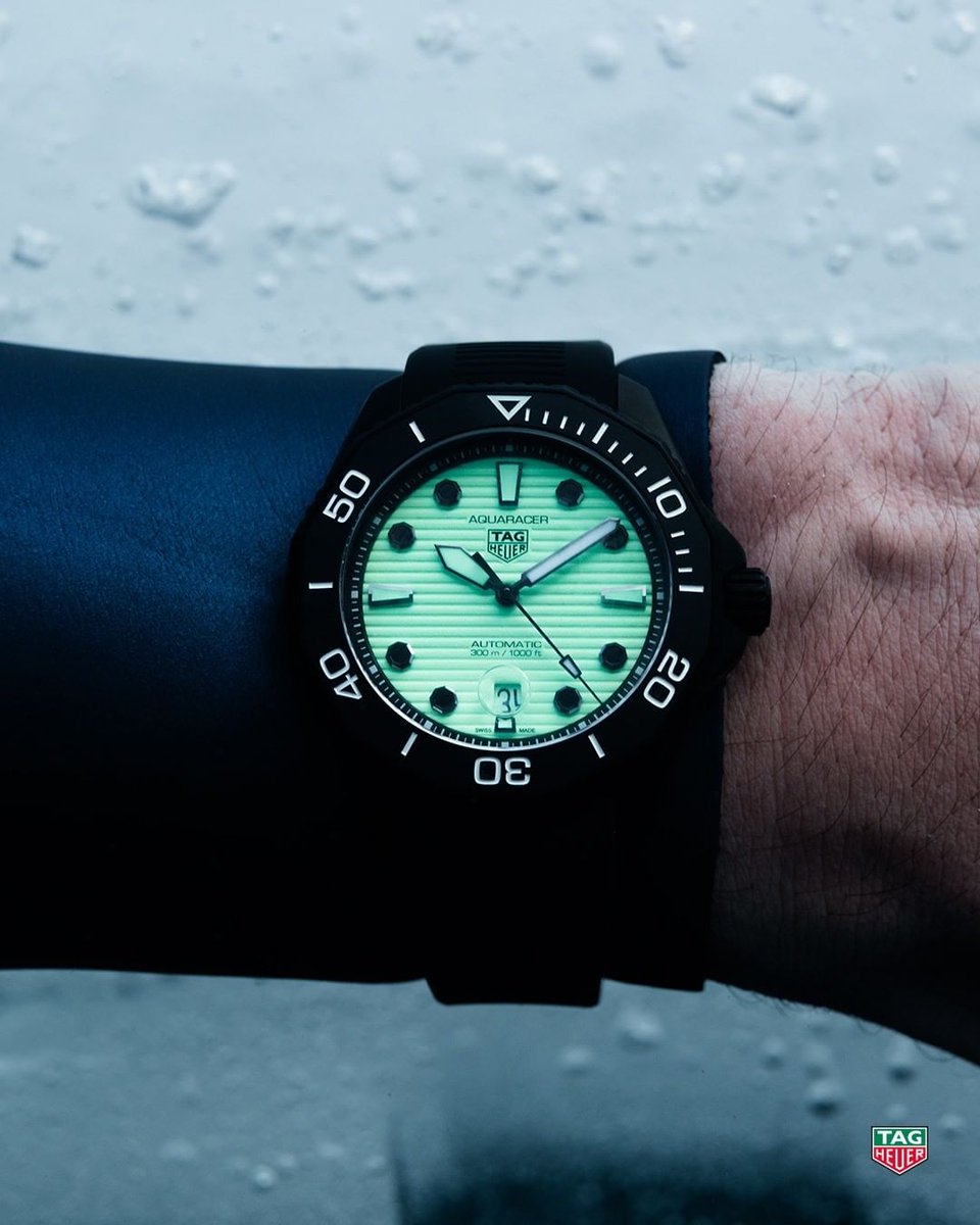 Glowing on a different level with the <a href="/TAGHeuer/">TAG Heuer</a>
 Aquaracer Professional 300 Night Diver WBP201D.FT6197

🛍 bit.ly/39esIKL

#tagheuer #tagheuerwatch #Aquaracer #dive #divewatch #nightdiver #burrells