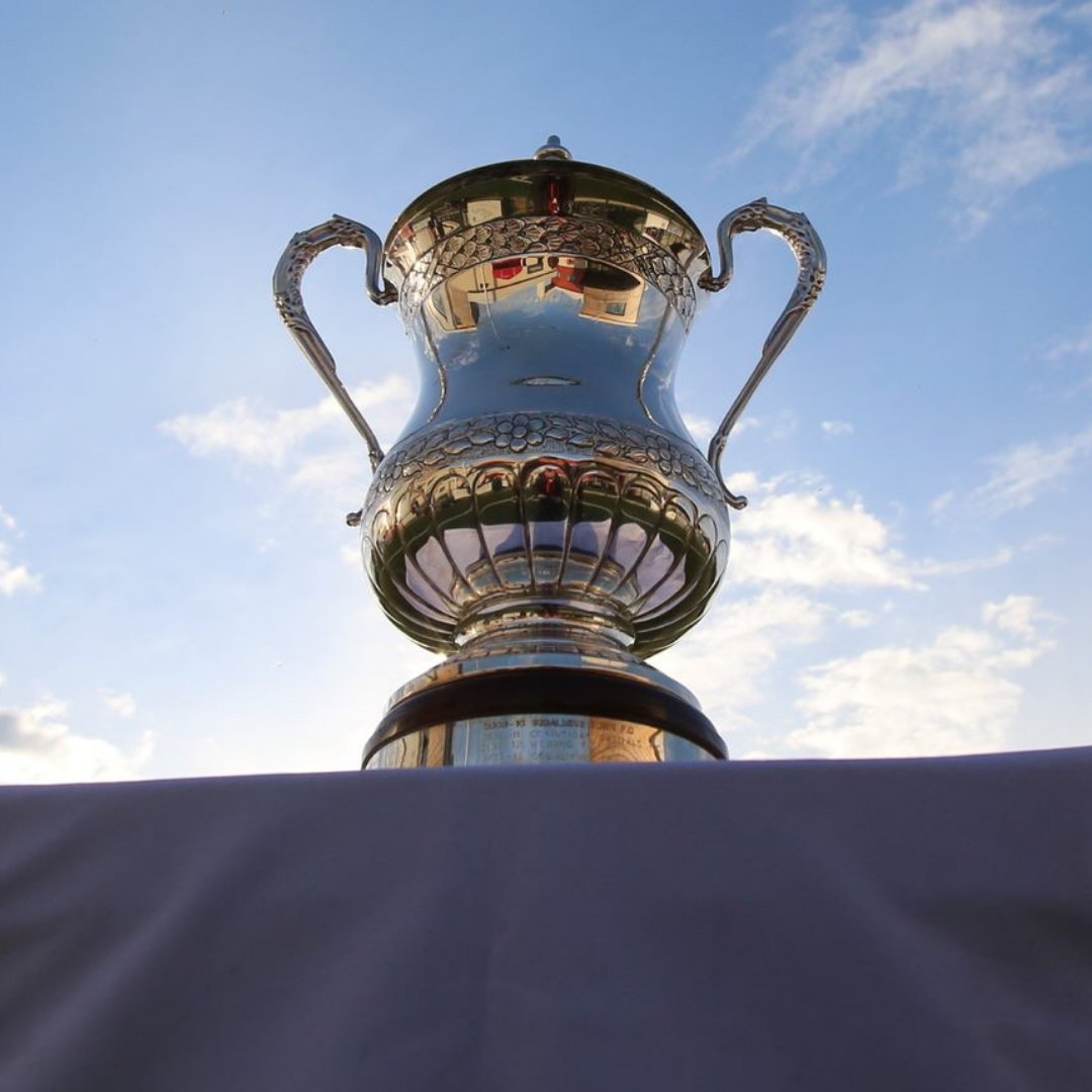 surreyfa's tweet photo. Surrey FA has today announced the date for the upcoming @Specsavers Surrey Senior Cup Final.

The final has been scheduled for Tuesday 17th May 2022 at Meadowbank Football Ground, Dorking, and will see @DorkingWDRS take on  @KingstonianFC 🏆

Find out more here👇