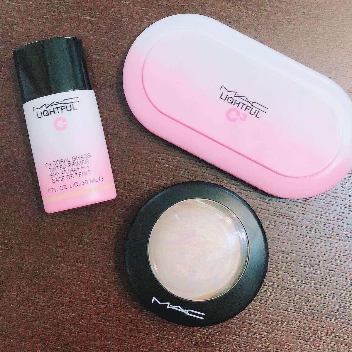 cosmewatasi's tweet photo. 2月にリニューアルしたM·A·Cのライトフルシリーズ
サクラスキンという血色感があり透明感がある肌を作ってくれる
#MACLIGHTFULC #MACライトフルC #WATERGLOW #WATERGLOW_JP #サクラスキン #MAC #ライトフル #ファンデーショ #パウダーファンデーショ https://t.co/wiq2x5EnVB