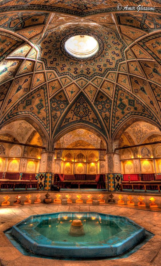 damasdraws's tweet photo. Iran architecture is so cool ! #dailyref https://t.co/CpAqmDDBJT