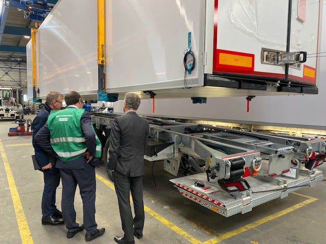 lamberet_sas's tweet photo. 🚨 Lamberet a accueilli sur son site historique de Saint Cyr sur Menthon, Monsieur le Sénateur de l'Ain Patrick Chaize.🇫🇷

#Lamberet #Innovation #Transports #logistique #Frigo #OriginAin

https://t.co/xe9NxOyylB https://t.co/LHVOt0mol9