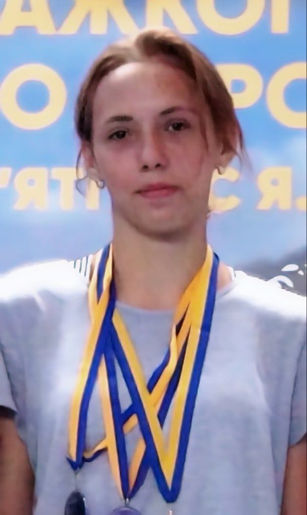 14-year-old athlete Alina Perehudova and her mother died in Mariupol as a result of shelling by Russian occupation forces, the local city council reported.

At her age, the girl already achieved considerable success in weightlifting (national gold) &amp; had high hopes for the future