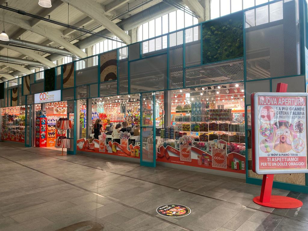 BlueRedGroup tweet media