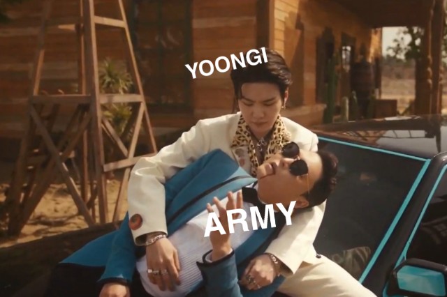 PASSANDO MAL DE AMOR COM O YOONGI NESSE MV, PERFEITO -