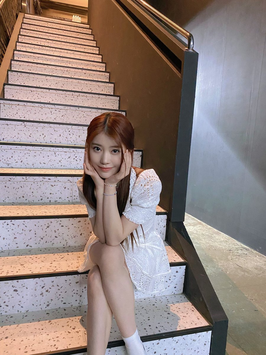 xiaominjpg's tweet photo. hello! this is a new account to support and post about Kep1er's #XIAOTING and #KimMinJu. please help like &amp; rt to spread! 🎀 https://t.co/QL1kYVDYGm