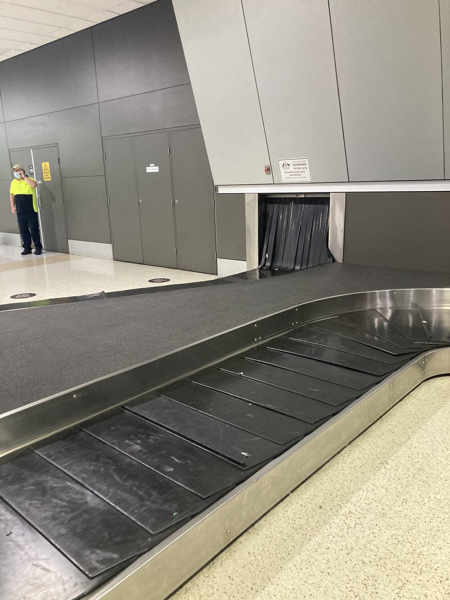 Arrive off flight to baggage carousel &amp; announcement says baggage won’t arrive for at least AN HOUR. What the actual fuck <a href="/Qantas/">Qantas</a> <a href="/Melbourne/">Melbourne, Australia</a>