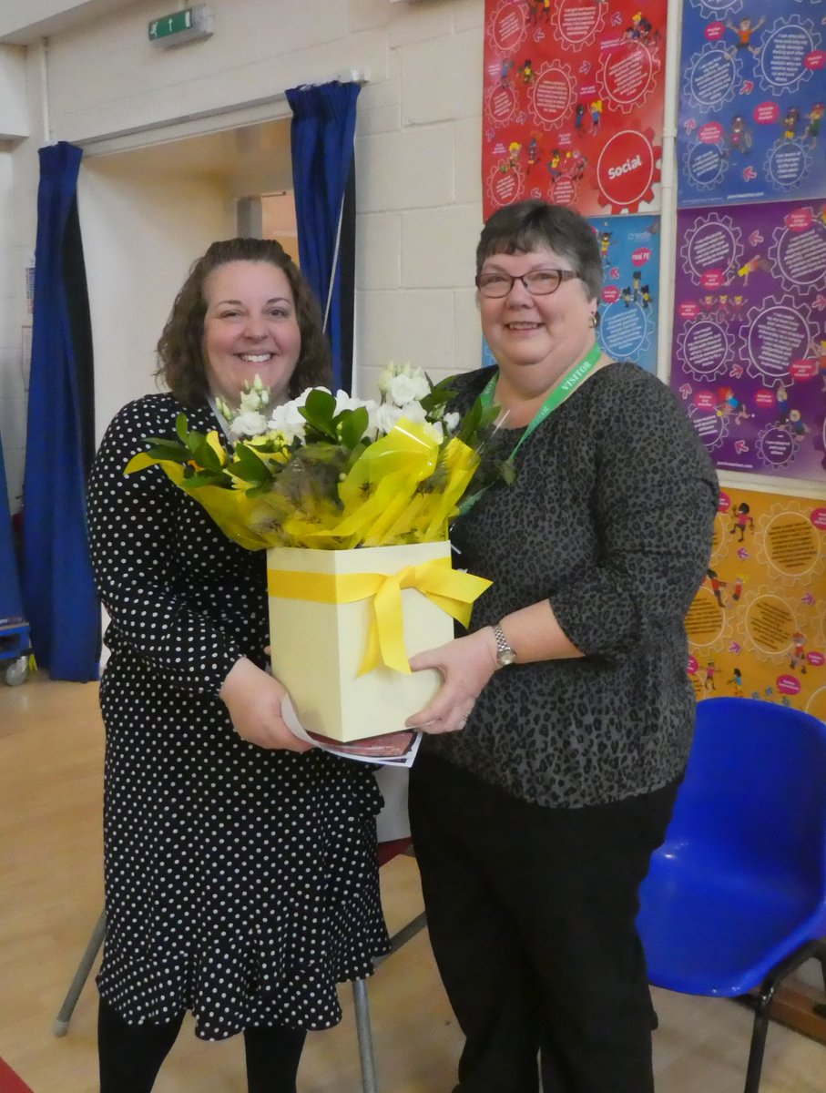 StanilandSchool's tweet photo. This morning was an extra special achievement assembly, as we said farewell and good luck to a member of staff that has worked with us for 30 Years!
Happy Retirement Mrs Baker!
#30yearsservice #retirement https://t.co/dO4VHwKchD