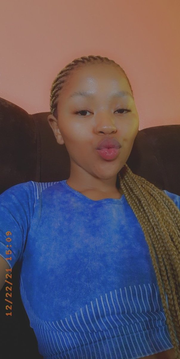 GwenLanda's tweet photo. Blonde 💞 https://t.co/rQsIekNmDd