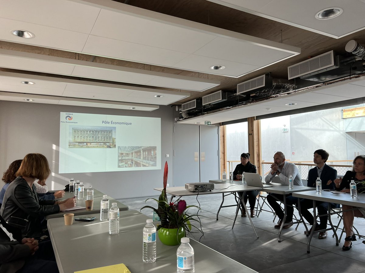 🔴 EN DIRECT

👉 Petit-dej organisé par La Communauté d’Agglomeration du Bassin d’Arcachon Sud dans les locaux de son nouveau Pôle Économique 

🤝 Rencontre entre les acteurs locaux 
🎤 Pitchs de 2 startups de la technopole