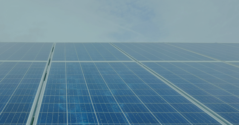 commerzreal's tweet photo. Für unseren „Institutional #Renewable Energies Fund II“ haben wir zwei Solarpark-Projekte in Schweden erworben! Nach Fertigstellung 2023 sollen beide Parks jährlich rund 295 Tonnen #CO2-Emissionen vermeiden und Strombedarf von 8.500 Haushalten decken. Jetzt mehr erfahren!