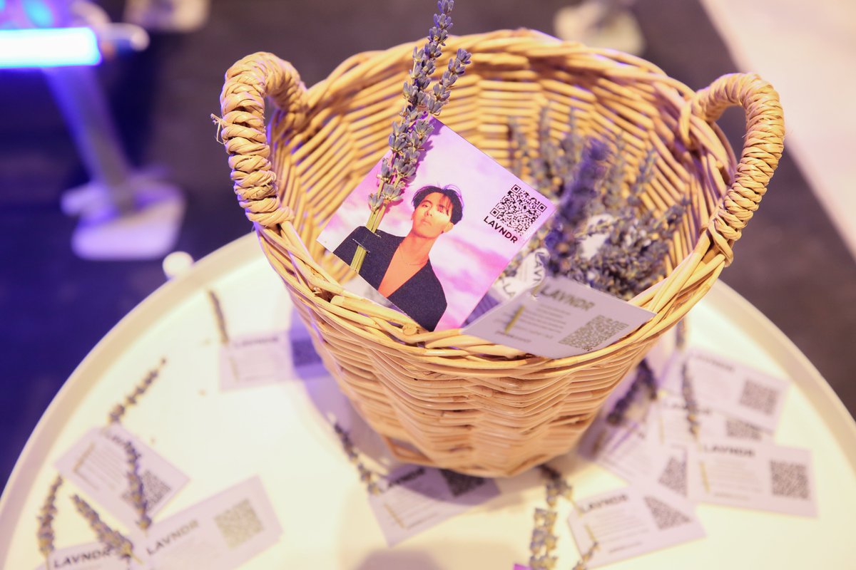 centralwOrld's tweet image. Exclusive Exhibition เปิดตัวอัลบั้มของ #Patrickananda 
#LAVNDR | Pop up Exhibition 💜💜💜 มาถ่ายรูปและชมความพิเศษกันได้ที่นี่

วันที่ 29 เม.ย. – 8 พ.ค. 2022
ชั้น 1 โซน Beacon (เยื้องกับ Starbucks)

growth | bloom | wither | fade
เติบโต|ผลิบาน|เหี่ยวเฉา|ร่วงโรย

#CTWMusicCommunity