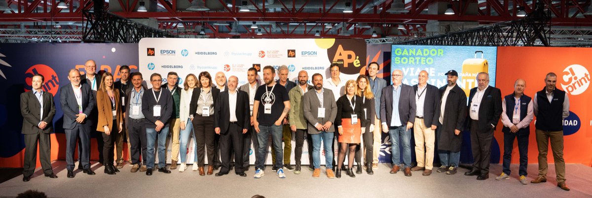 APdigitales's tweet photo. Los #PremiosAPe se entregaron con gran éxito en @CPrint_Madrid en una entrañable y emotiva velada. ¡Gracias a todos por asistir! En breve, el reportaje fotográfico🤩#APdigitales https://t.co/XoCrVGZ7ga https://t.co/gMinGHSWpW