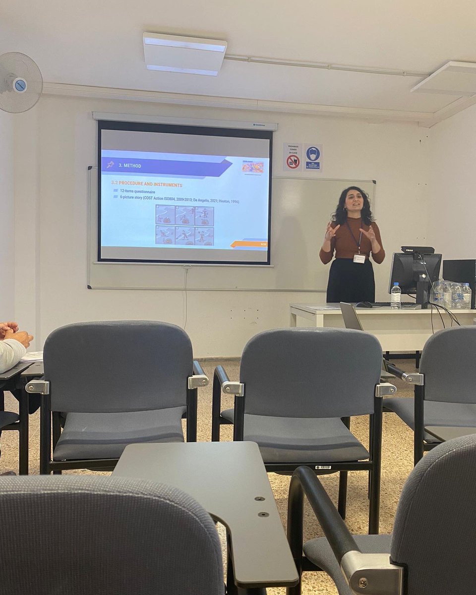 UdLCLA's tweet photo. Thais Mena presented the findings of her first pilot study with the #GLOCIC group. Using other languages in the classroom does not interfere with development of the English language, let’s promote #plurilingualism 🔝 https://t.co/hgM4ibaD35