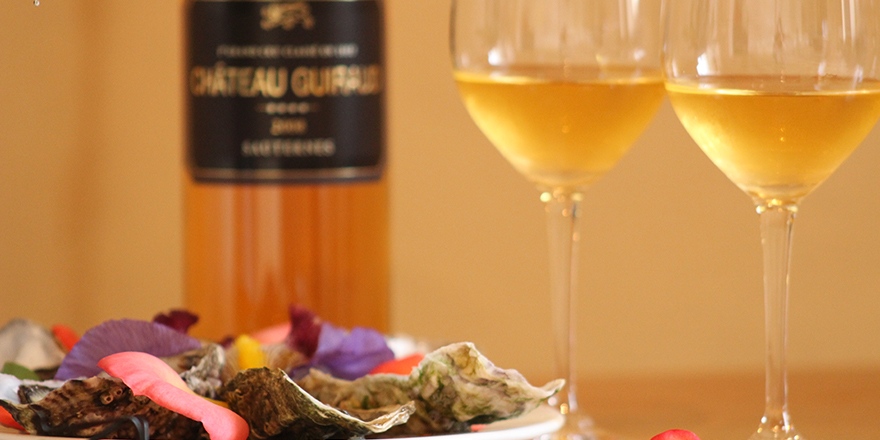 chateau_guiraud (@chateau_guiraud) on Twitter photo ๐ฆช ๐๐ฎ๐ขฬ๐ญ๐ซ๐๐ฌ ๐๐ญ #๐๐ก๐ฬ๐ญ๐๐๐ฎ๐๐ฎ๐ข๐ซ๐๐ฎ๐ ๐ฆช
Accord surprenant, l'iode des #huรฎtres associรฉe au premier cru de <a href="/chateau_guiraud/">chateau_guiraud</a> est un mariage aussi #surprenant qu'รฉpoustouflant.
#GrandCruClassรฉ #Sauternes #Wine ๐ฆช ๐๐ฎ๐ขฬ๐ญ๐ซ๐๐ฌ ๐๐ญ #๐๐ก๐ฬ๐ญ๐๐๐ฎ๐๐ฎ๐ข๐ซ๐๐ฎ๐ ๐ฆช
Accord surprenant, l'iode des #huรฎtres associรฉe au premier cru de <a href="/chateau_guiraud/">chateau_guiraud</a> est un mariage aussi #surprenant qu'รฉpoustouflant.
#GrandCruClassรฉ #Sauternes #Wine