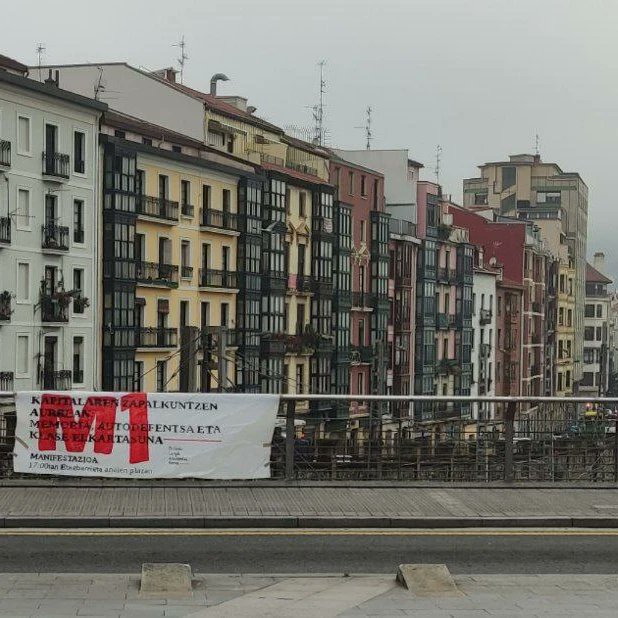 BilbokoS's tweet photo. Gogoratu! Maiatzaren 1ean Etxebarrieta anaien plazan elkar ikusiko dugu!

Manifestazioa 17:00-tan!

Kapitalaren zapalkuntzen aurrean: memoria, autodefentsa eta klase elkartasuna! https://t.co/ZfMBRQ7e6D