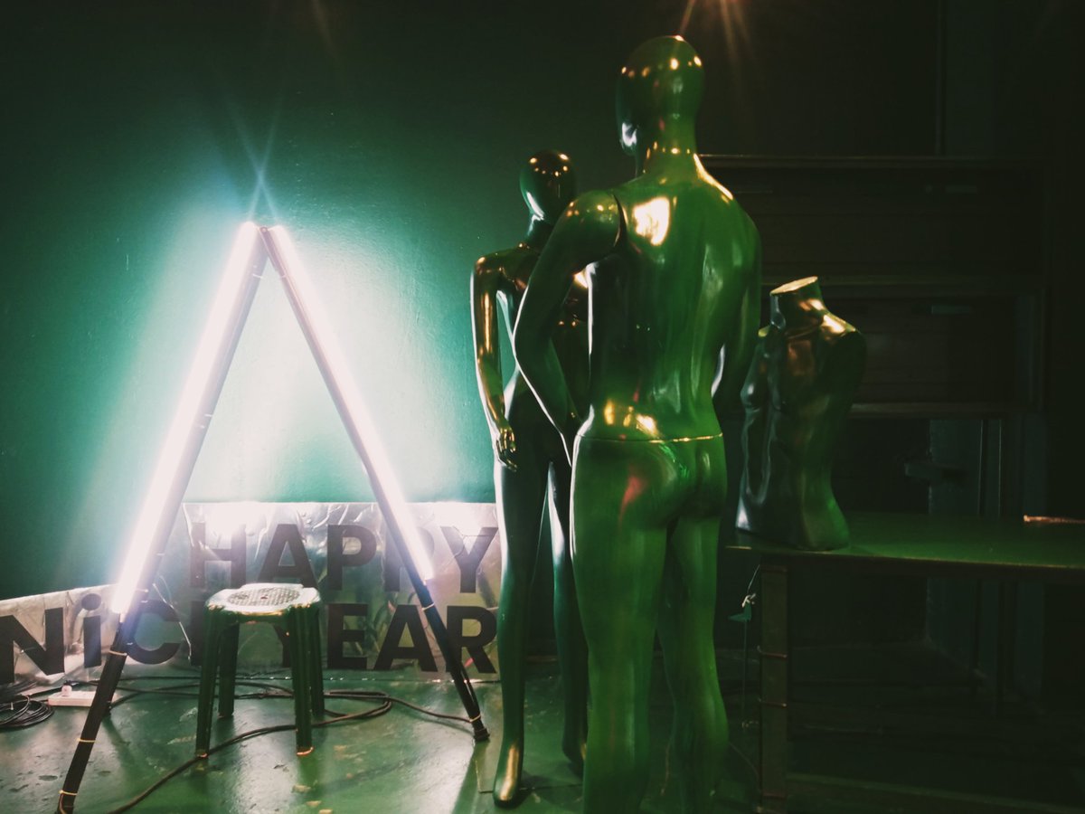 w/ <a href="/Dayxxng/">h</a>