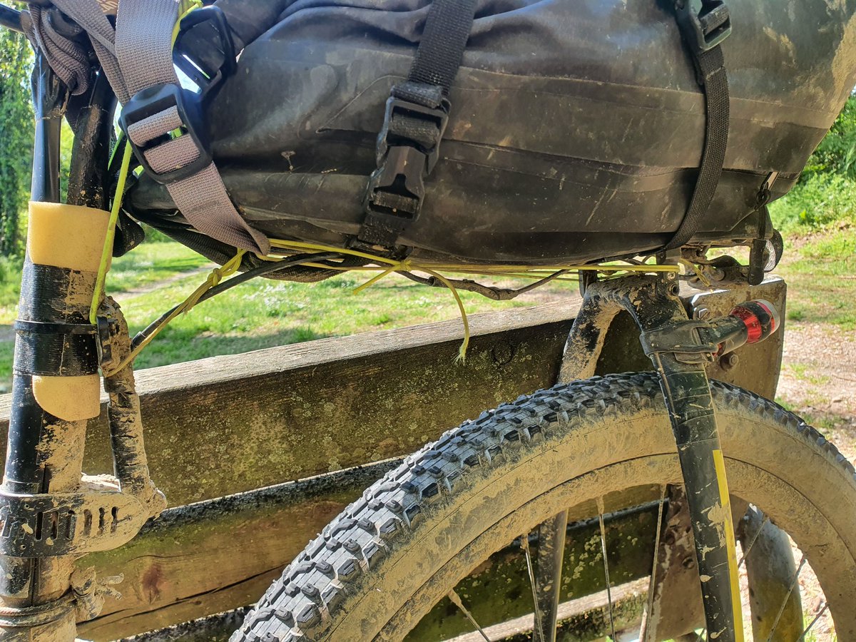 JamesIllman13's tweet photo. More bodging required - I'm running out of string! Also just bought an afternoon Cappuccino which drew strange looks. I know it's wrong, sorry Italy. I guess I'm cursed now. #ItalyDivide https://t.co/VUsmhQKMcI