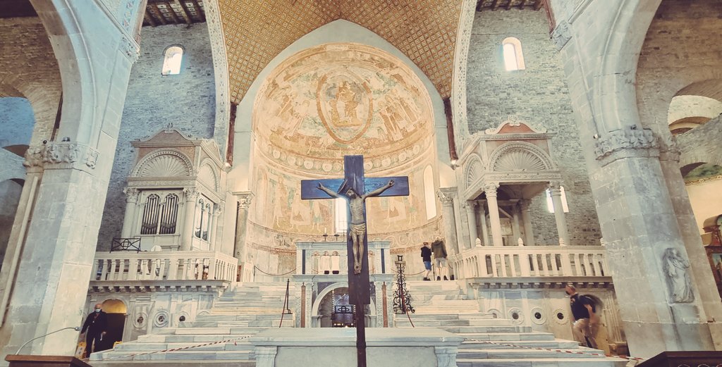 Celebrating the official start of my three-week research trip 👩‍💻with
the amazing Aquileia  #worldheritage
#eleventhcentury #frescoes #medieval #italian #art