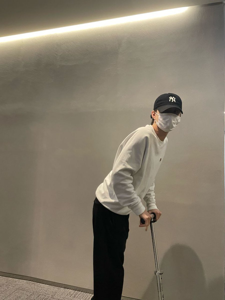 cloudyhyuckkk's tweet photo. 28042022 #NCT127 #DOYOUNG bubble update https://t.co/scpsPZiZ4t