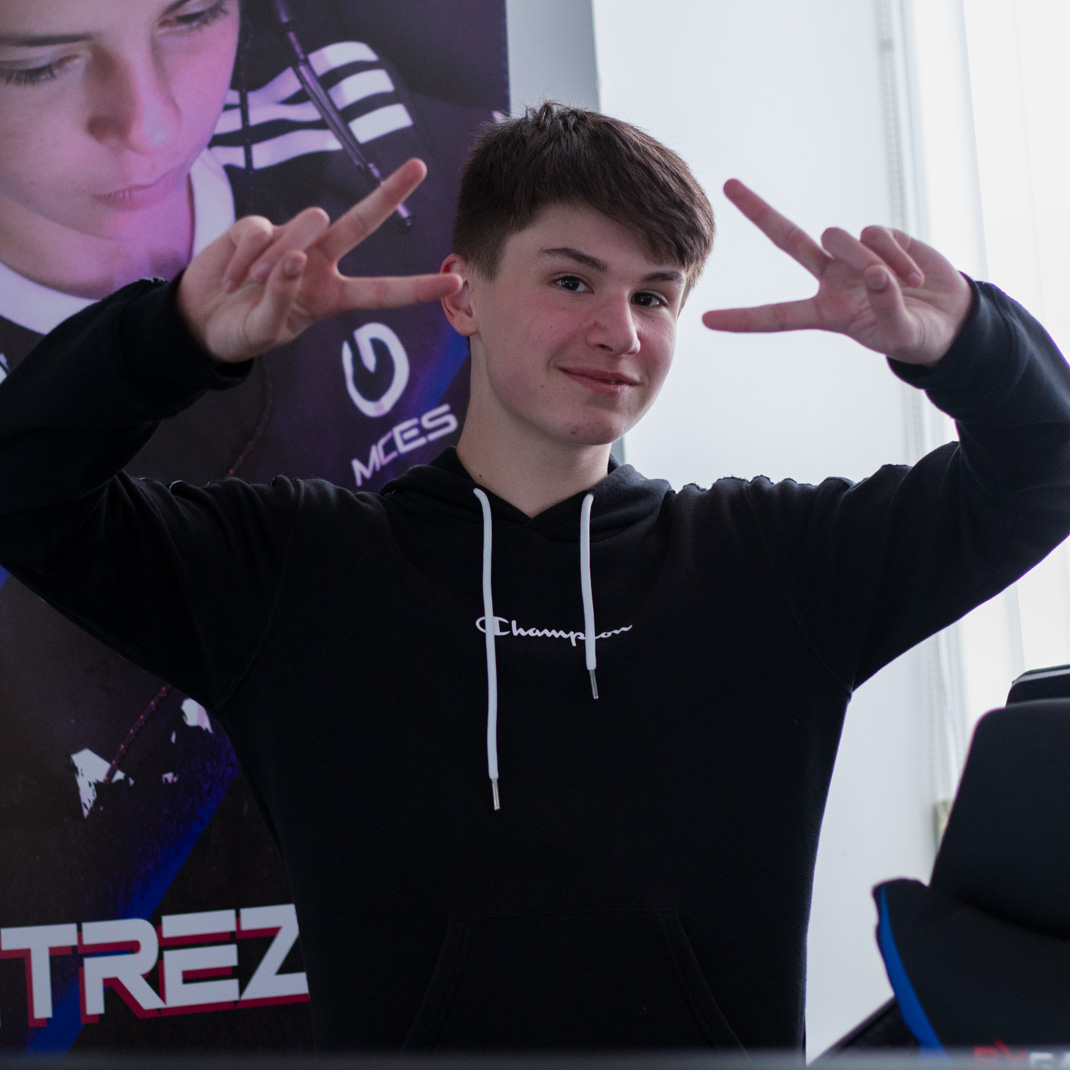 McesToulouse's tweet photo. "Joue la comme @Spatrox_"

On vous souhaite une belle fin de vacances, à bientôt
dans nos locaux 🙌 https://t.co/L7YcEPOLfX