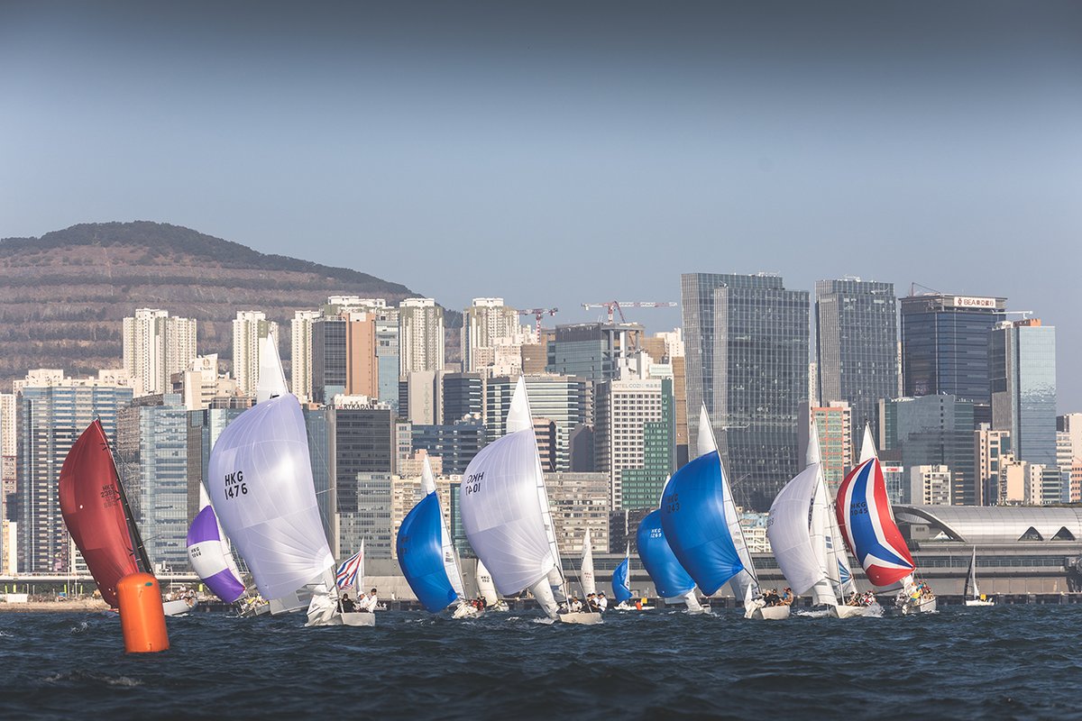 We can’t wait to see you all back on the racetrack tomorrow for the second pursuit race of the season - the One Global Tomes Cup 2022.  With over 70 boats already signed on to race, the long wait is finally over!  
SIGN ON at: ow.ly/YBjE50IVlHH