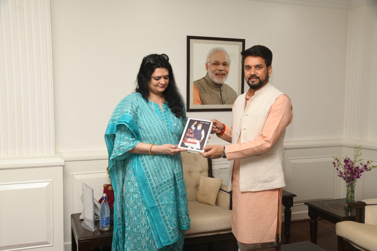 Sanju_Verma_'s tweet image. Had the pleasure of meeting the disarmingly suave,gritty and someone who has his ear to the ground,Union Minister for I&amp;amp;B,Youth affairs and Sports,@ianuragthakur ji at his office

Thank you for your time Anurag ji

Look forward to your valuable feedback on my book, #TheModiGambit