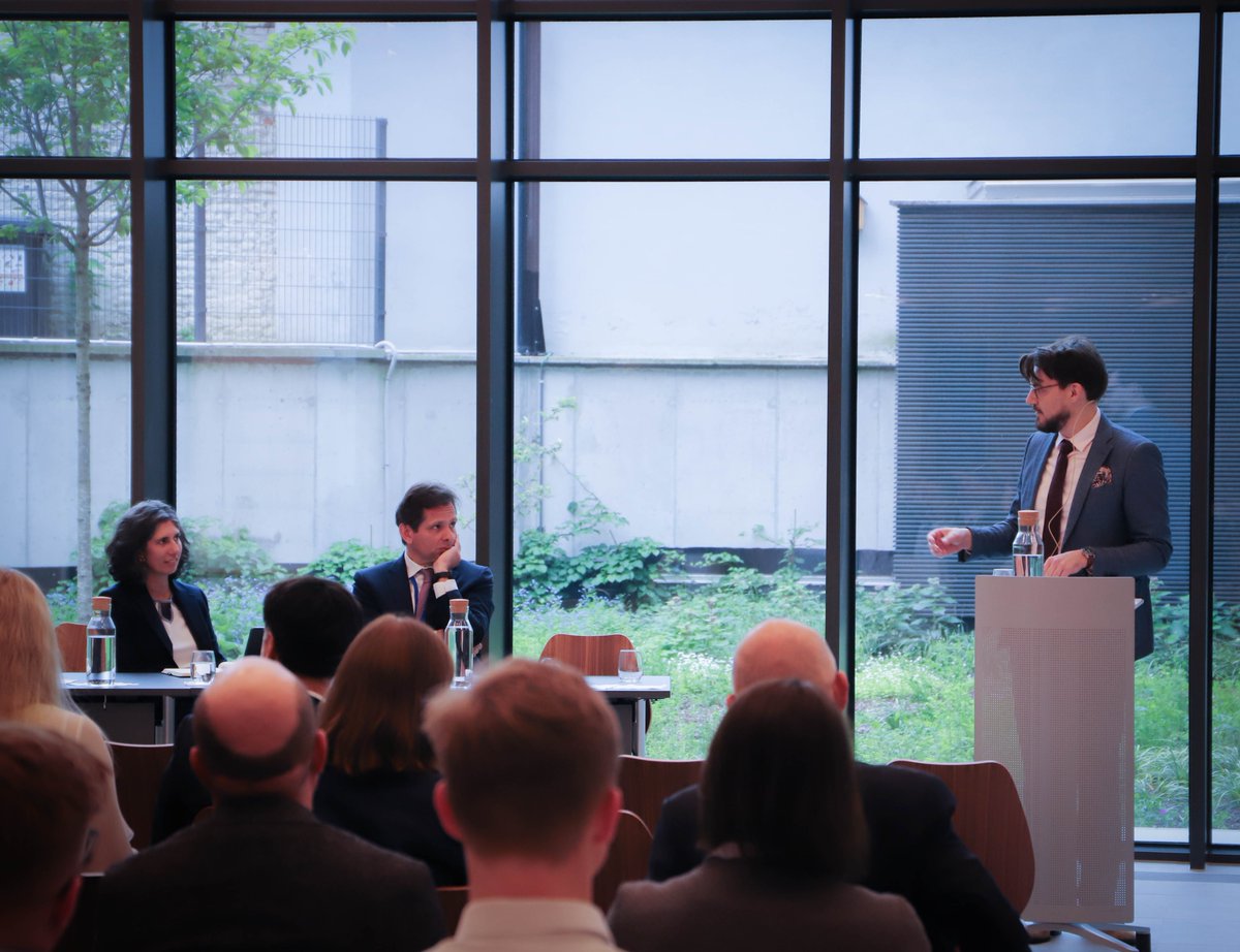 EFTA Surveillance Authority - ESA (@eftasurv) on Twitter photo Thank you <a href="/EUCouncil/">EU Council</a> Legal Service Director Alberto De Gregorio Merino and Legal Advisor Emanuele Rebasti for coming to #EFTAHouse to discuss developments in EU law and European integration and <a href="/EUcourtPress/">EU Court of Justice</a> judgments C-156/21 and C-157/21 with ESA, <a href="/EFTA/">EpiphanyFromTheAbyss</a> & <a href="/EEANorwaygrants/">EEA and Norway Grants</a> staff Thank you <a href="/EUCouncil/">EU Council</a> Legal Service Director Alberto De Gregorio Merino and Legal Advisor Emanuele Rebasti for coming to #EFTAHouse to discuss developments in EU law and European integration and <a href="/EUcourtPress/">EU Court of Justice</a> judgments C-156/21 and C-157/21 with ESA, <a href="/EFTA/">EpiphanyFromTheAbyss</a> & <a href="/EEANorwaygrants/">EEA and Norway Grants</a> staff