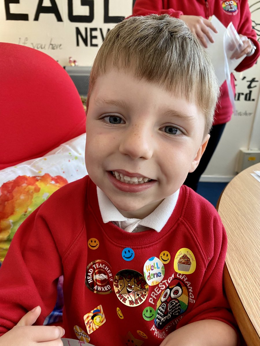 pg_primary's tweet image. We are over the moon with Elliot’s amazing writing!! Look how proud his big brother Theo is &amp;amp; look at all those stickers!! 🤩👍🏼✍️😍🌟😱👏🏽🥇❤️